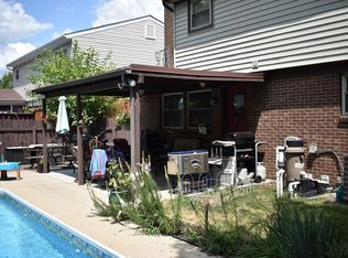 1405 Hartwood Dr, Cincinnati, OH