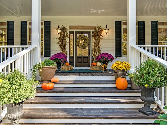 Wow Worthy Front Porch