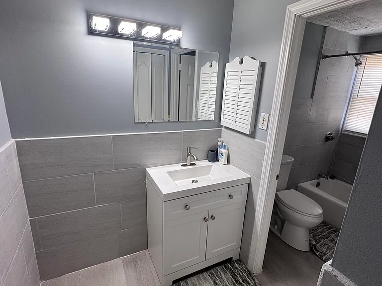 1222 Middle Tpke W #B1 — Photo 5