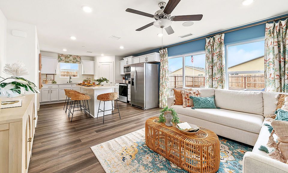 1st image of 2043 W Pleasant Ave #19