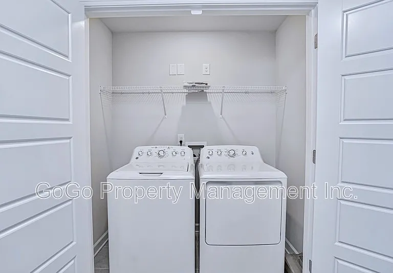 126 Telford Dr #1 — Photo 13