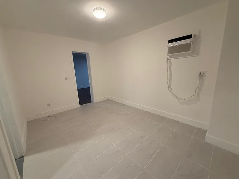 732 NW 12th Ct — Photo 16