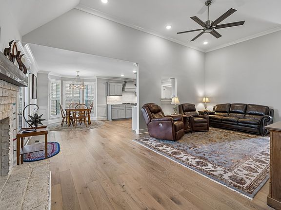 4th image of 1017 Jackston Mack Way