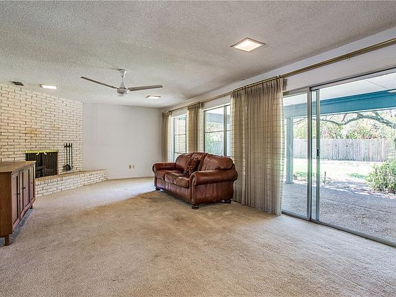 5th image of 4409 Mendosa Ct