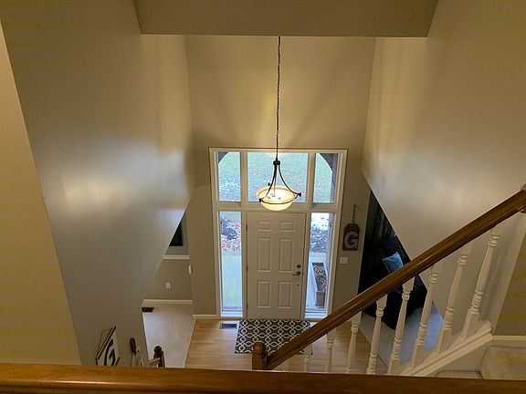 3rd image of 7721 Halifax Ln