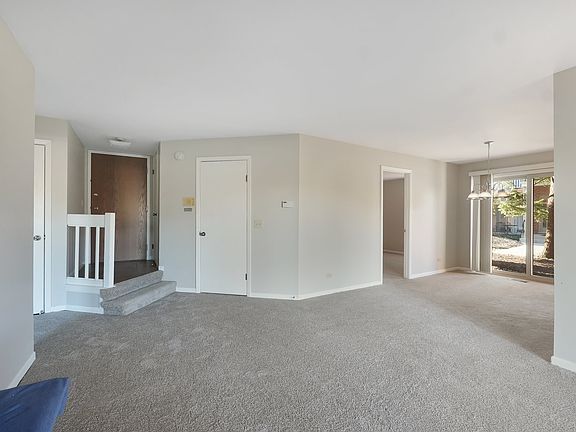 2nd image of 1543 Raymond Dr APT 104