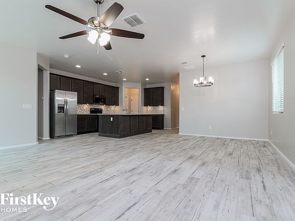 4th image of 17756 W Robin Ln