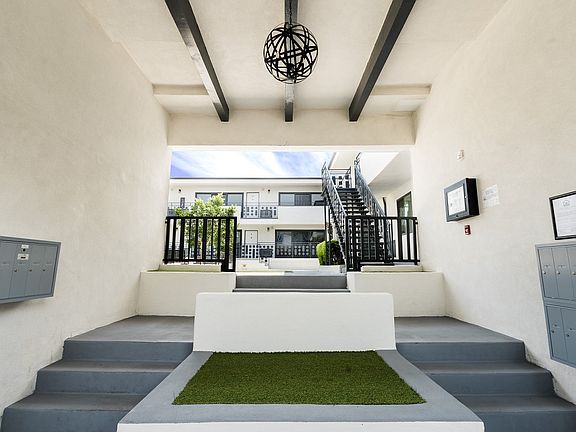 2nd image of 730 S Serrano Ave #39