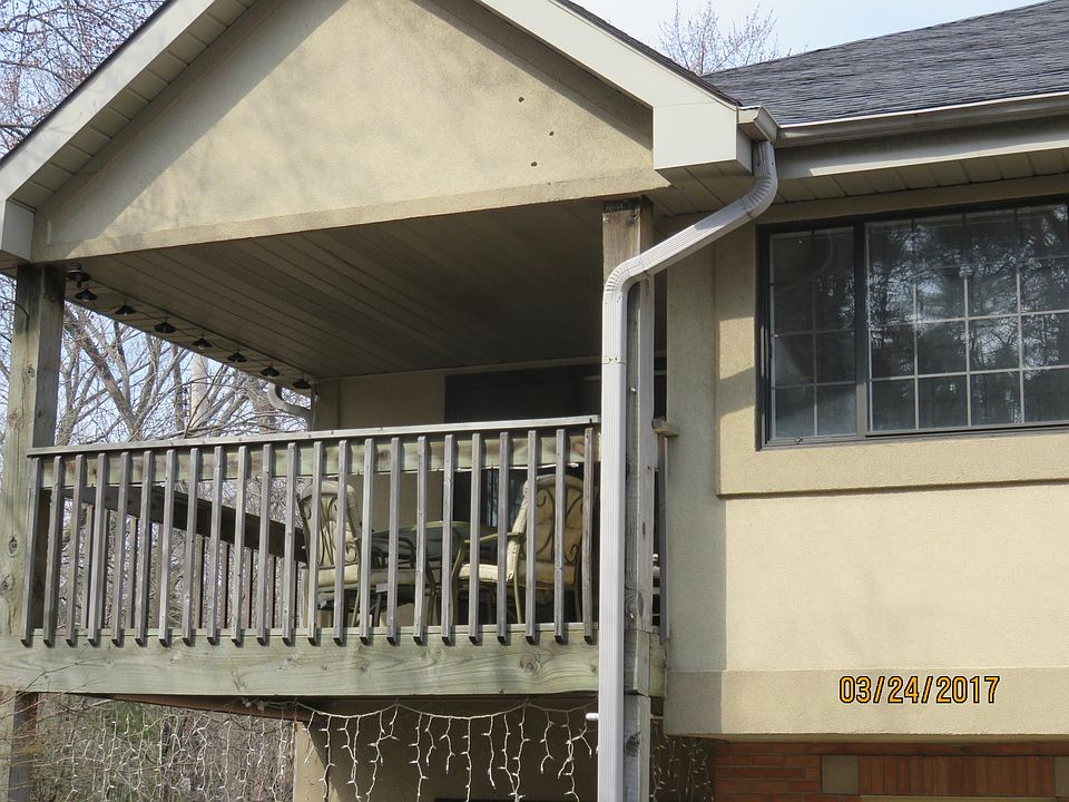 1st image of 10095 W Lisbon Ave