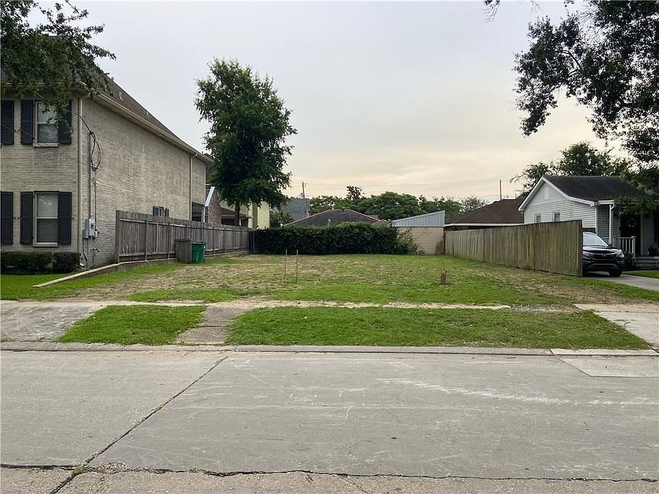 2nd image of 341 Metairie Lawn Dr