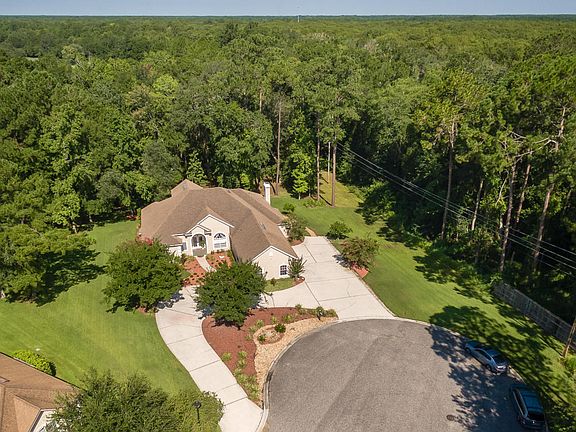 3rd image of 530 Feather Oaks Ct