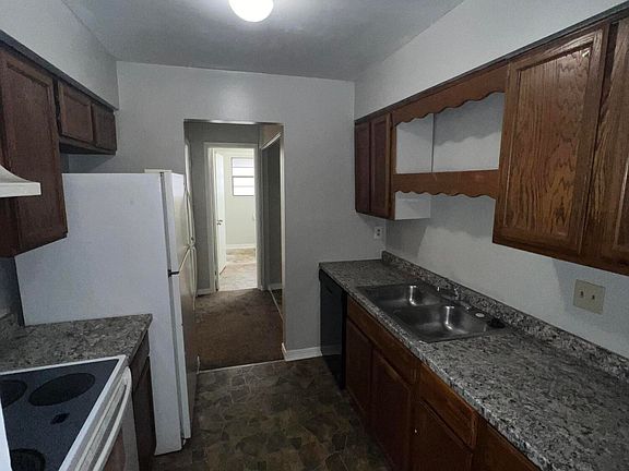 5th image of 457 BENTWOOD Lane
