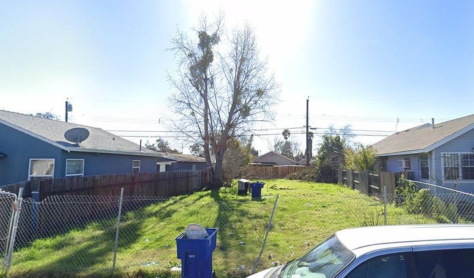 2nd image of 3704 18th Ave