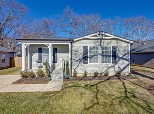 207 Palmer St, Greer, SC 29651