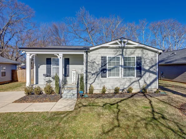 207 Palmer St, Greer, SC 29651