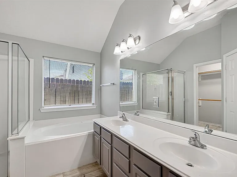 12015 Cottage Elm Ct — Photo 26