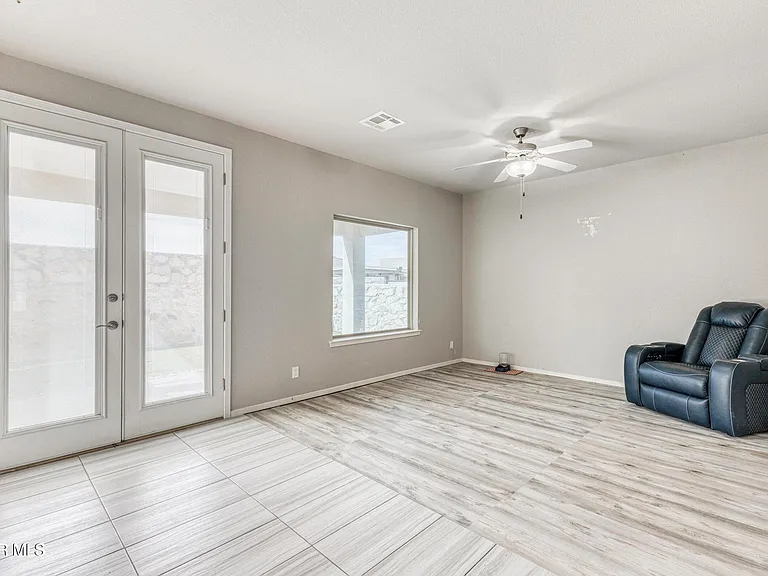 13610 Keighly St — Photo 12