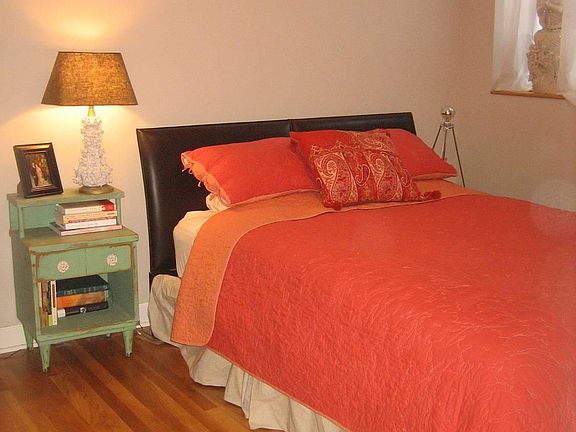 3rd image of 3419 N Wolcott Ave #2