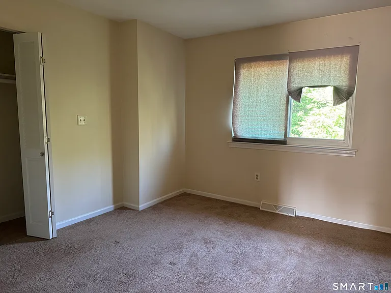 330 Merwin Ave #F4 — Photo 12
