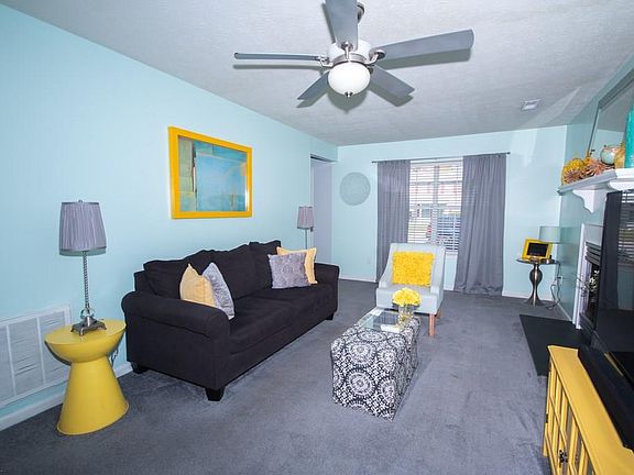 5th image of 203 Anne Dr