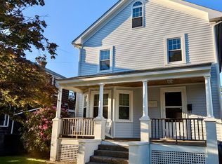 18 Bedlow Ave, Newport, RI 02840