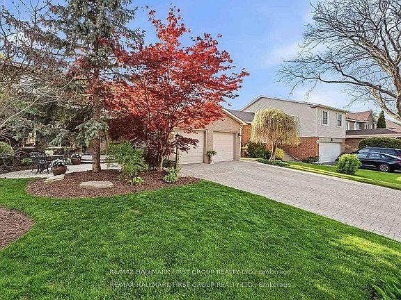 3rd image of 14 Ormandy Ct