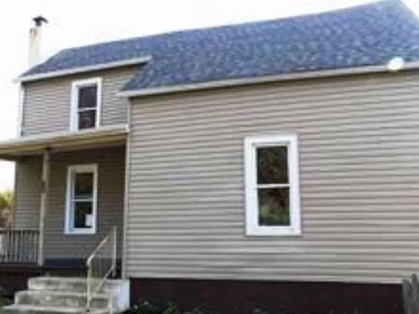 50 Pine St, Beverly, NJ 08010