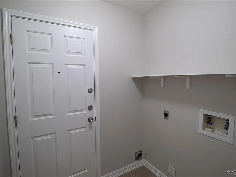 2202 Morning Ln — Photo 21