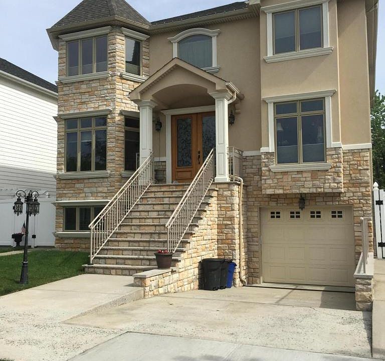 1st image of 896 Lamont Ave