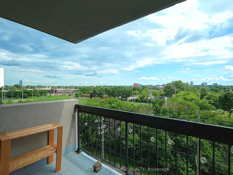 158C McArthur Ave #708 — Photo 21