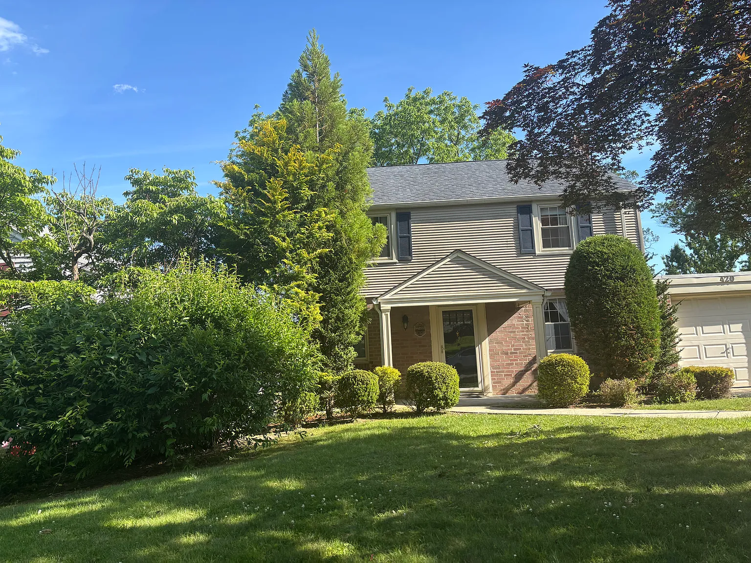420 Forest Hills Ave — Photo 3