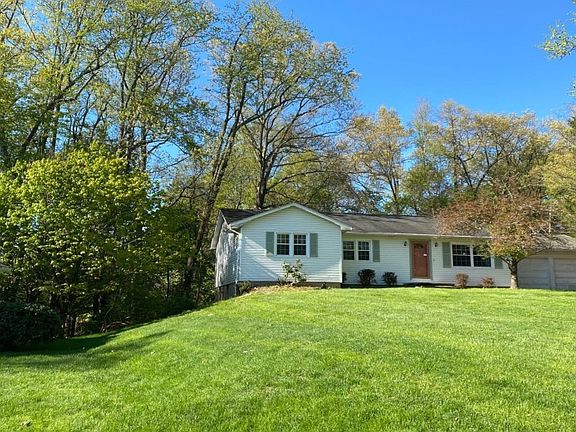 3rd image of 3265 Buena Vista Cir