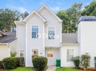 5844 Trent Walk Dr, Lithonia, GA 30038