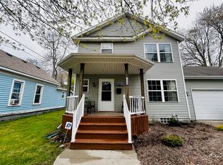 1318 9th St, Port Huron, MI 48060