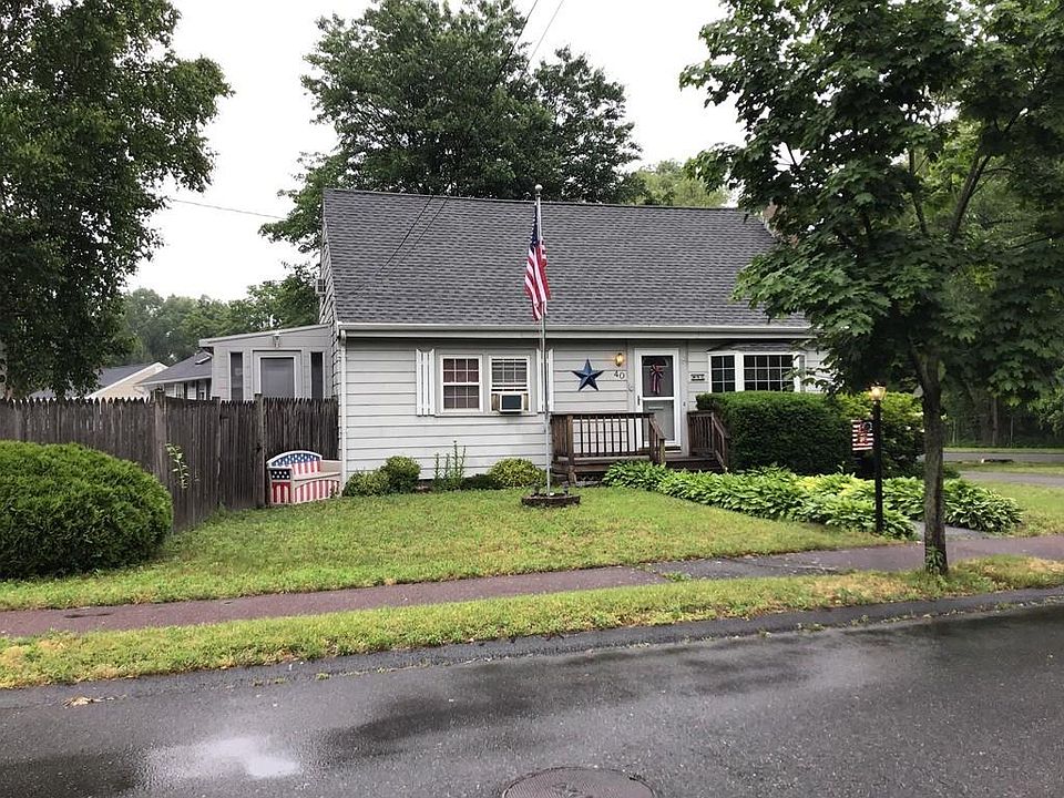 2nd image of 40 Karen Rd