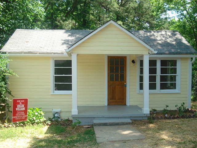 1st image of 2521 Davenport St SE