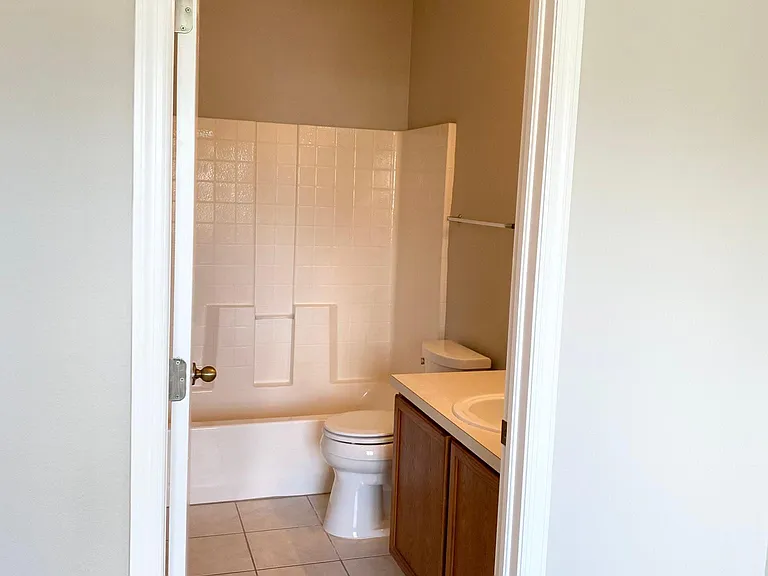 16412 Rollingbrook Dr — Photo 15
