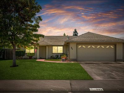 942 Ayers Ln, Galt, CA, 95632