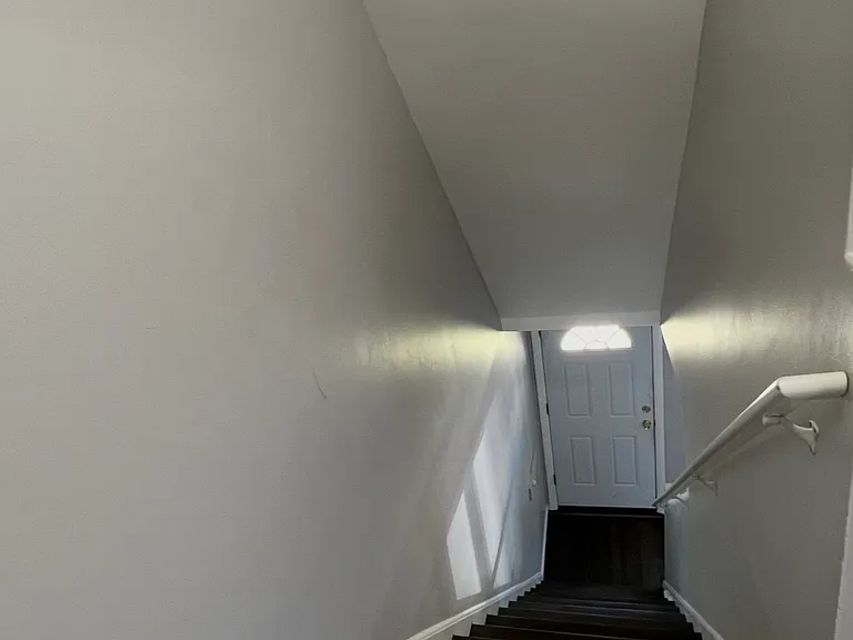 11-17 Dupont Pl #15 — Photo 25