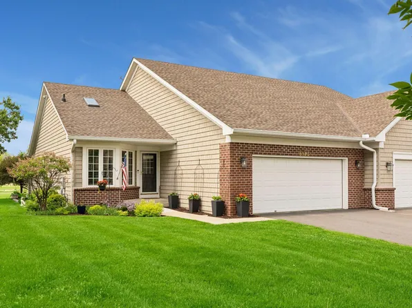 8975 Deer Run Dr, Victoria, MN 55386
