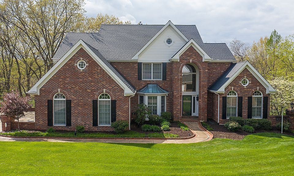 1st image of 735 Havenwood Circle Dr