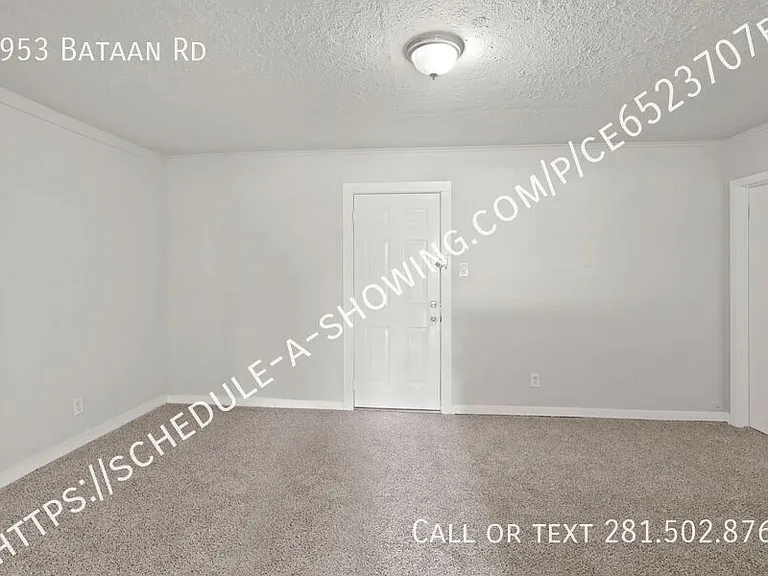 4953 Bataan Rd — Photo 12