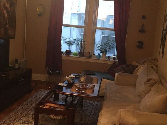 3rd image of 4728 44th St APT 2F