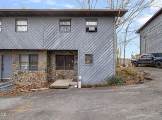 348 River Rd APT B1, Bluff City, TN 37618