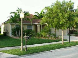 1587 Sandpiper Cir, Weston, FL 33327
