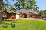 Lake Island Dr-S1709-001.jpg