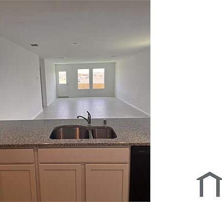 3rd image of 9744 Skyhawk Ave