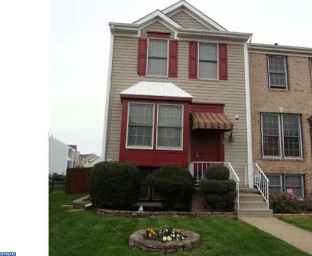 1st image of 115 Armerina Dr