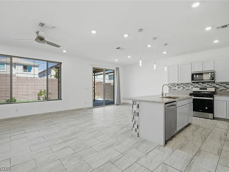 8025 Texas Hills St — Photo 13