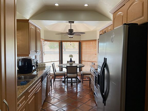 4th image of 10024 NW 52nd Ter